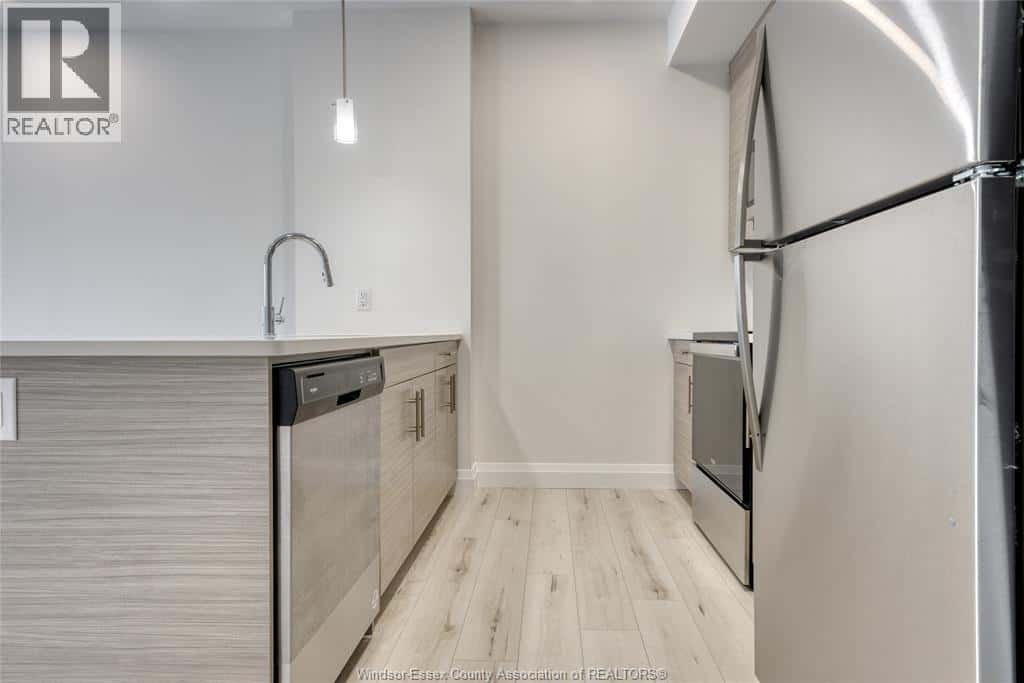 4785 WALKER ROAD Unit# 301 — Windsor, Ontario - Photo 5 of 12