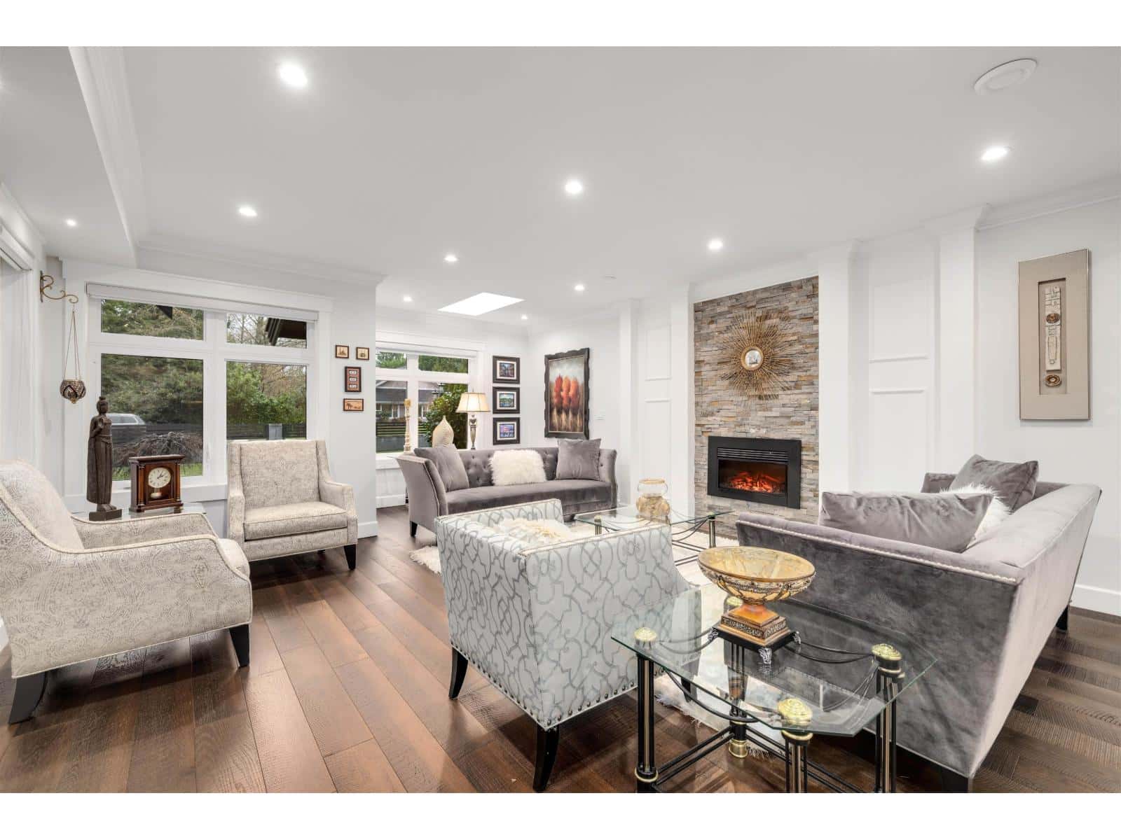 13330 20 AVENUE — Surrey, British Columbia - Photo 4 of 40