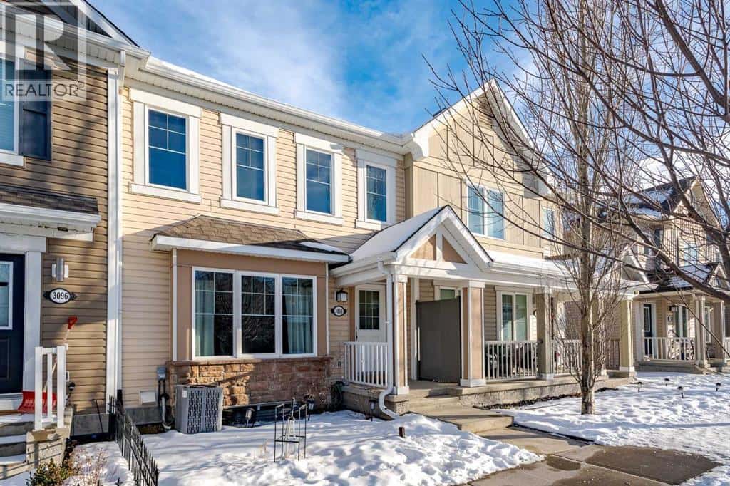 3098 Windsong Boulevard SW — Airdrie, Alberta - Photo 2 of 36