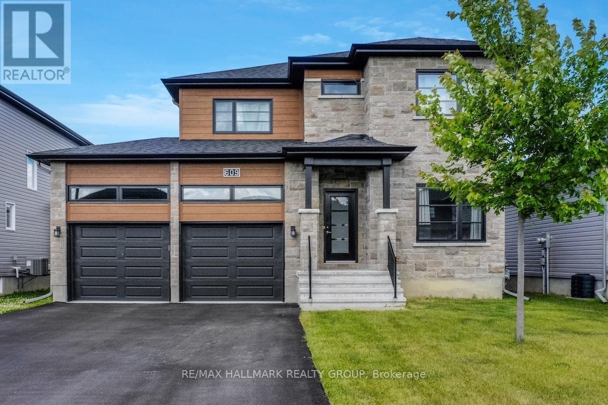 609 MISTY STREET — Russell, Ontario - Main photo