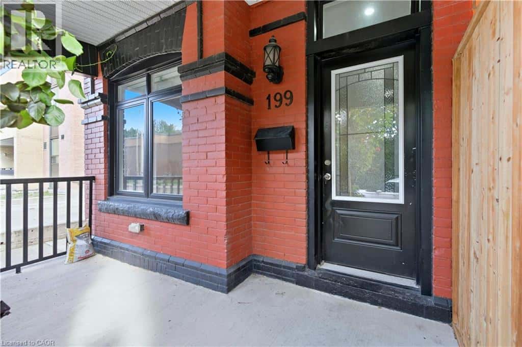 199 JACKSON Street E — Hamilton, Ontario - Photo 3 of 41