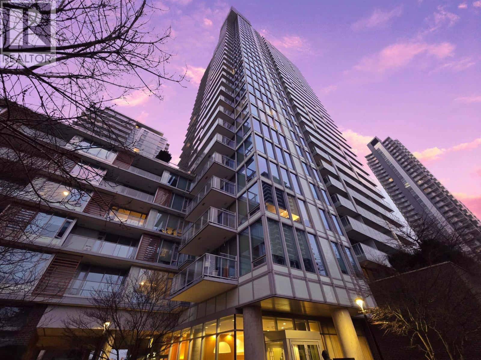 901 8131 NUNAVUT LANE — Vancouver, British Columbia - Photo 2 of 33