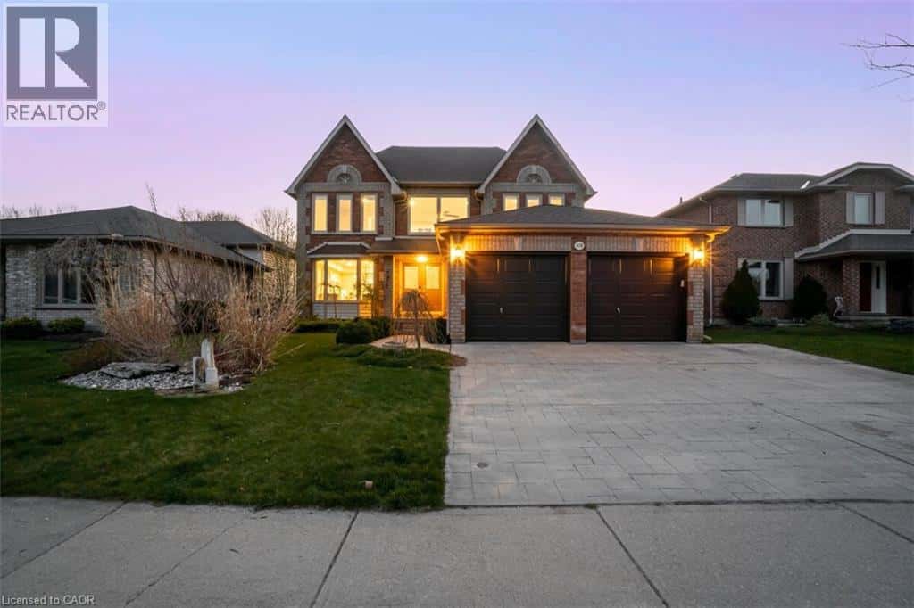 418 RIVERVIEW Drive — Strathroy, Ontario - Photo 3 of 41