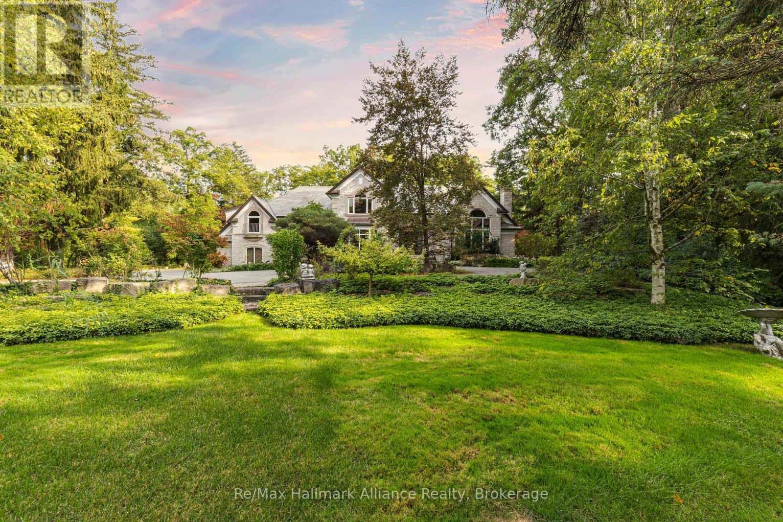 1024 LINBROOK ROAD — Oakville (MO Morrison), Ontario - Photo 4 of 50