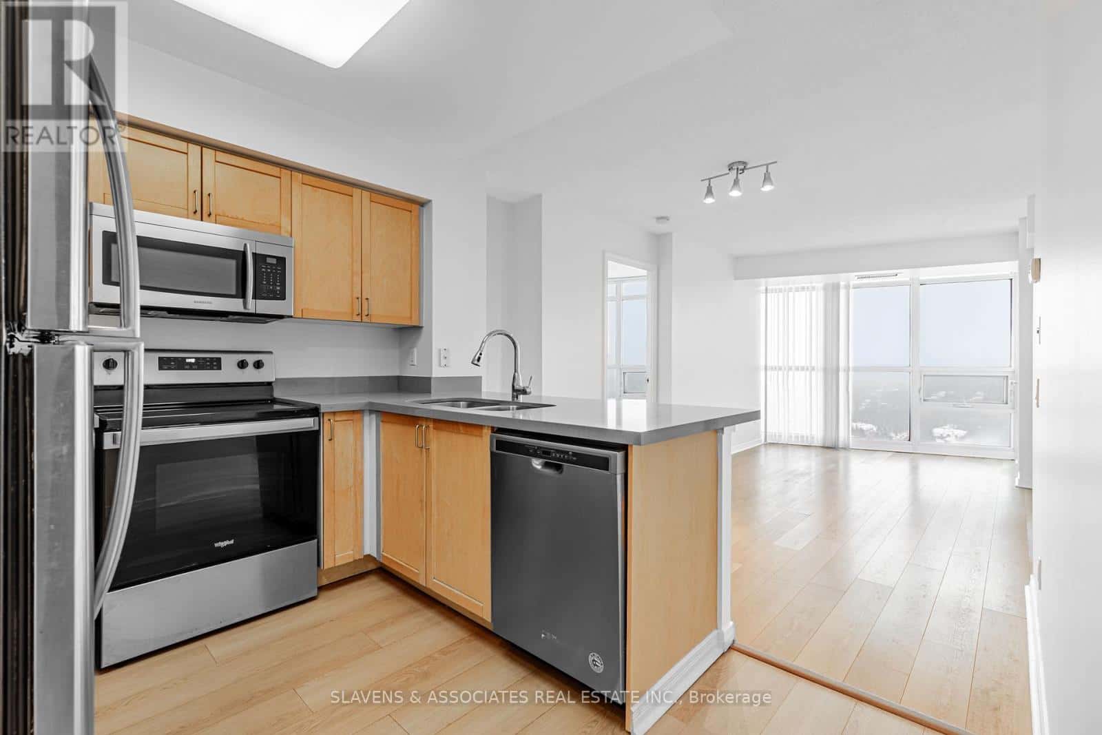 2306 - 30 HARRISON GARDEN BOULEVARD — Toronto (Willowdale East), Ontario - Photo 4 of 22