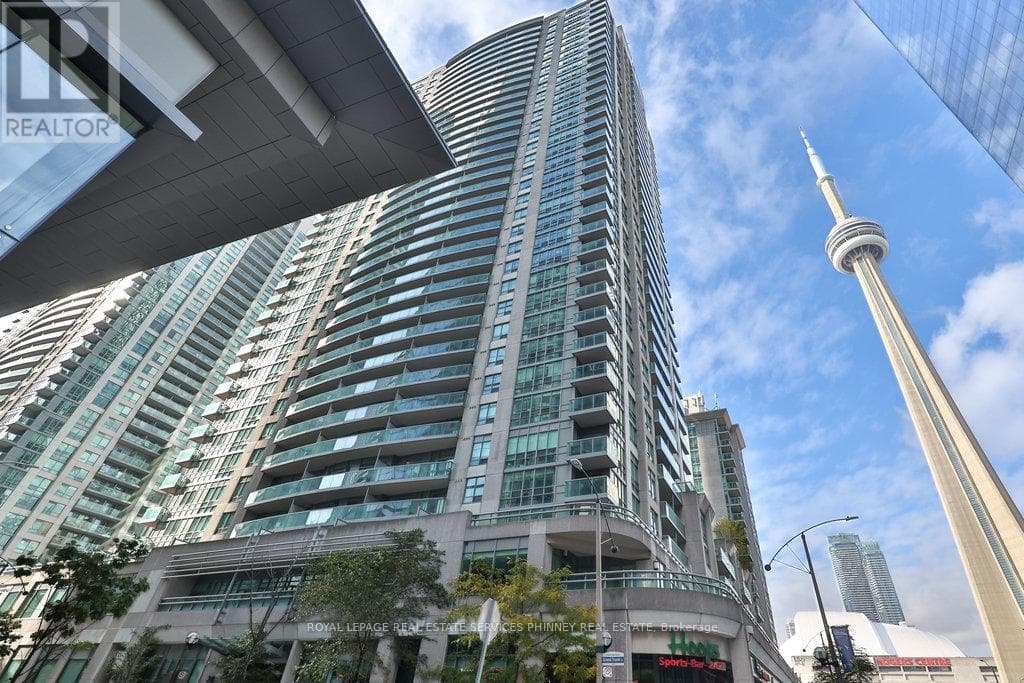 708 - 30 GRAND TRUNK CRESCENT — Toronto (Waterfront Communities), Ontario - Main photo