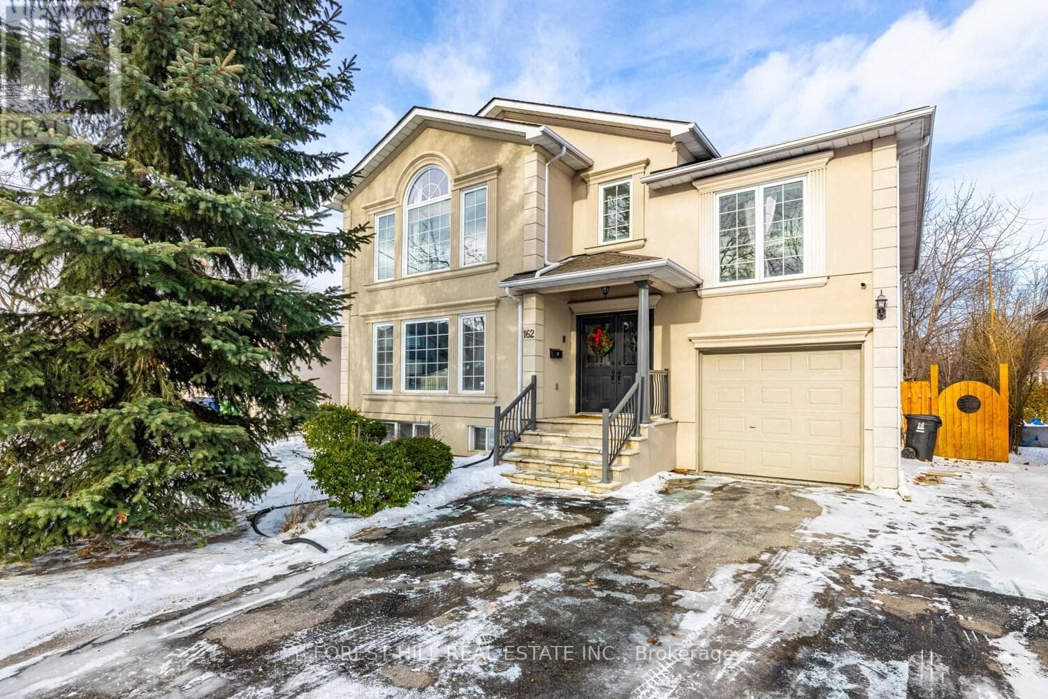 162 GOULDING AVENUE — Toronto (Newtonbrook West), Ontario - Main photo