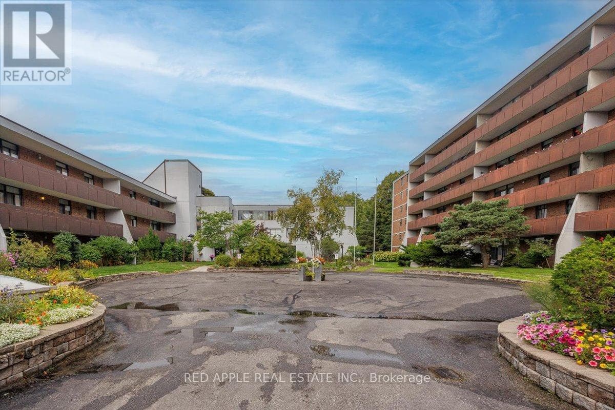 2204 - 50 OLD KINGSTON ROAD — Toronto (West Hill), Ontario - Main photo