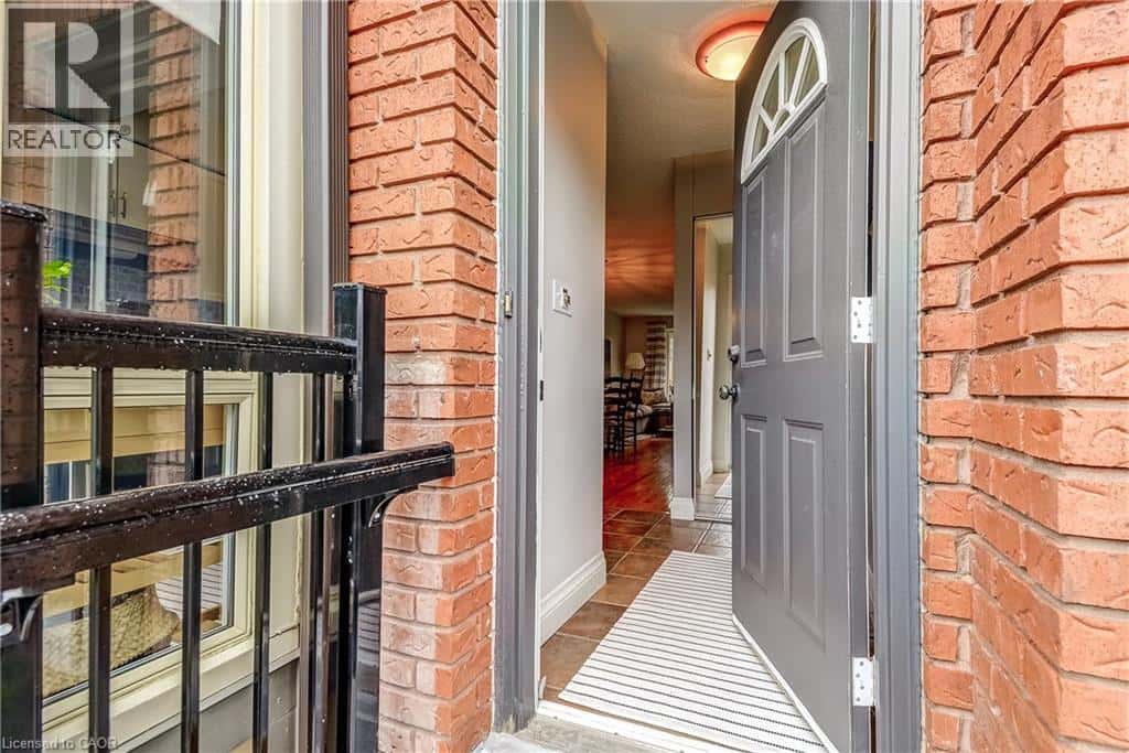 895 MAPLE Avenue Unit# 418 — Burlington, Ontario - Photo 5 of 40