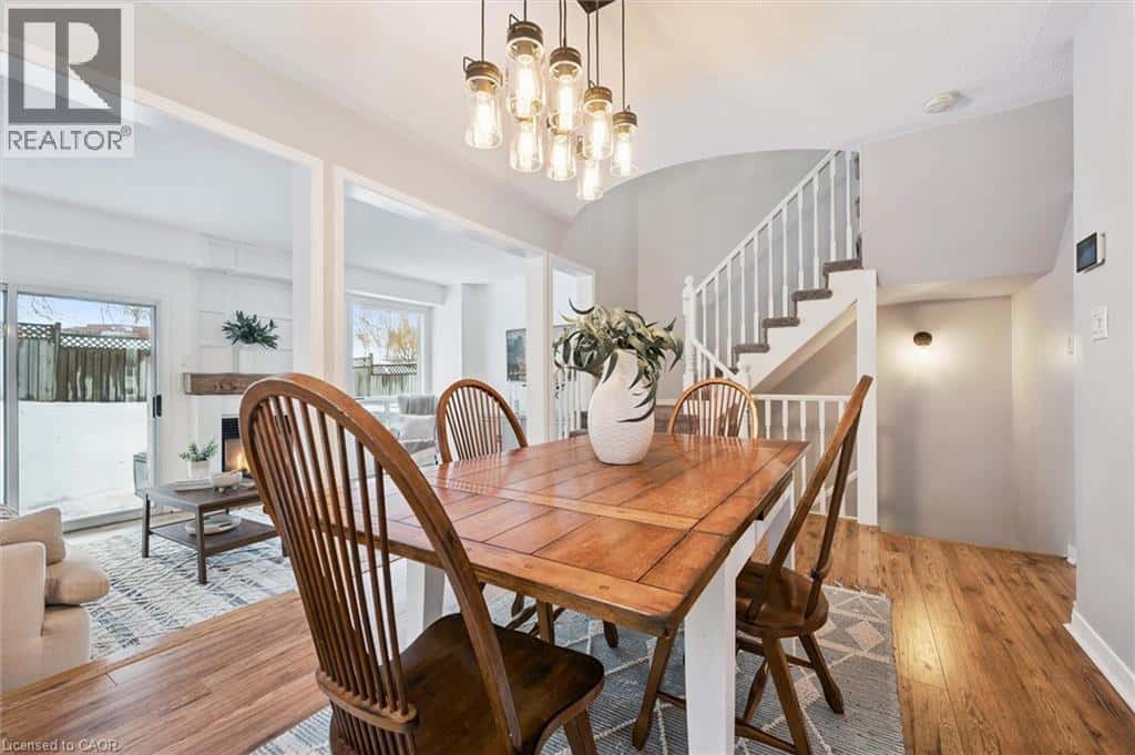 4 NORTHMANOR Crescent — Kitchener, Ontario - Photo 5 of 34