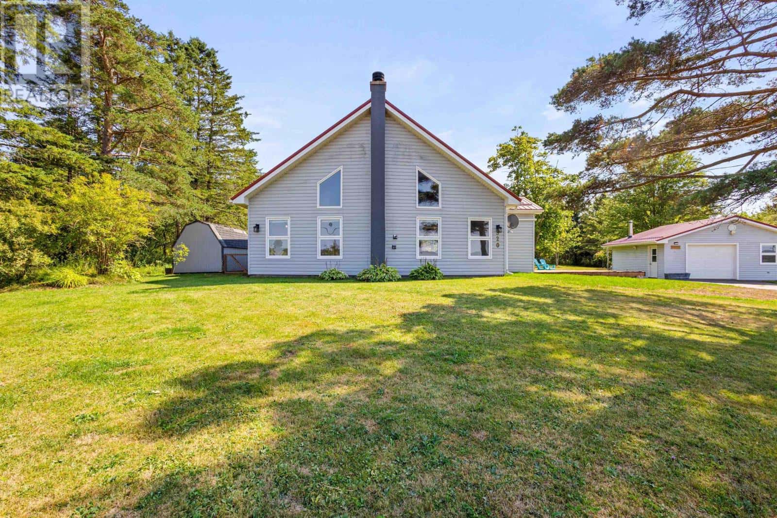 320 Main Street W — Stewiacke, Nova Scotia - Photo 3 of 40