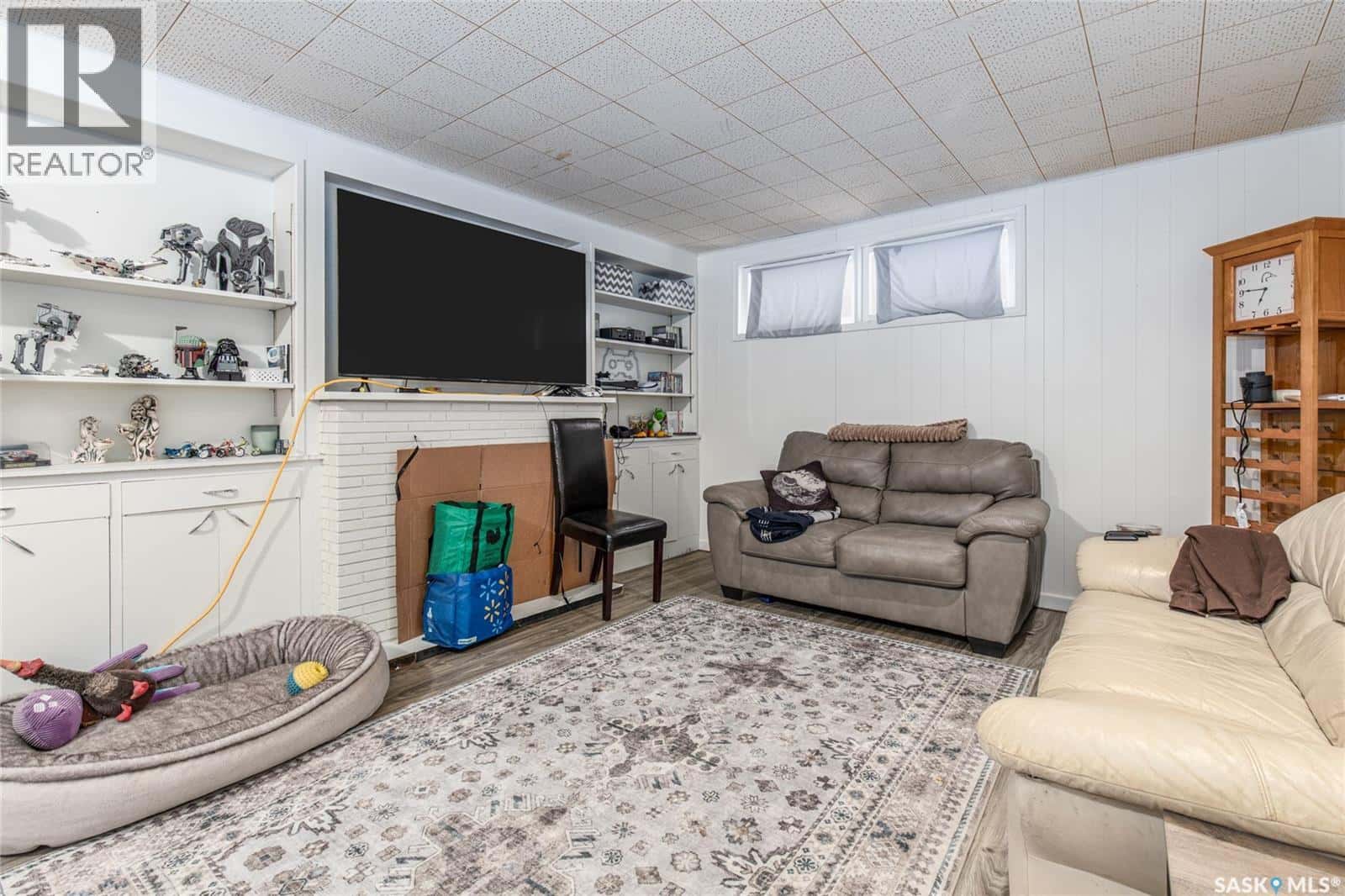 836 Keith STREET — Moose Jaw - Photo 5 of 36