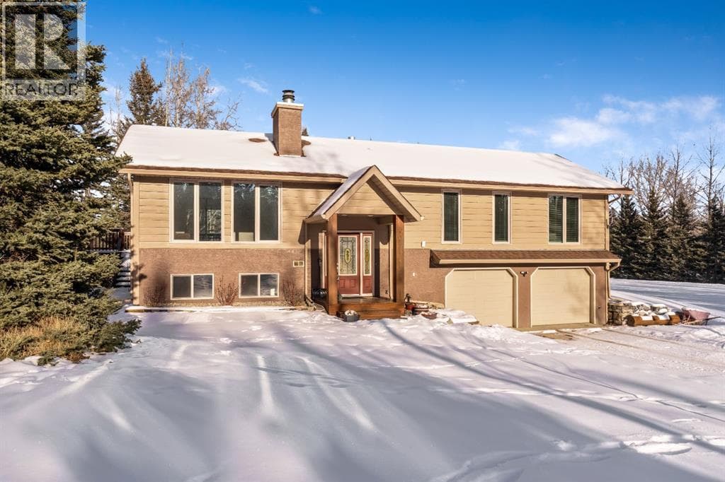 24 Mountain View Park — Bragg Creek, Alberta - Main photo