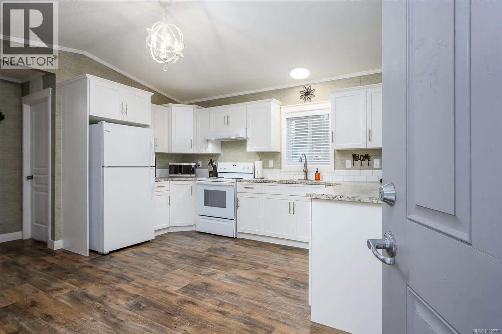 79 25 Maki Rd — Nanaimo, British Columbia - Photo 5 of 29