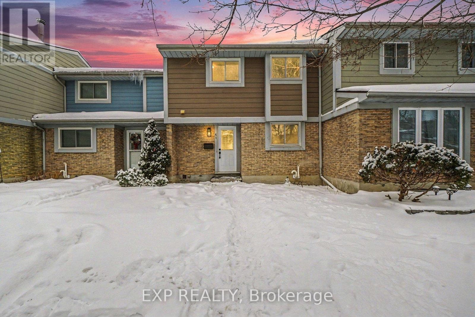 61 - 2336 ORIENT PARK DRIVE — Ottawa, Ontario - Main photo