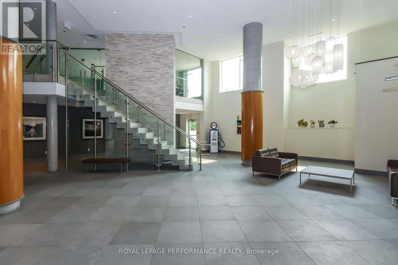 309A - 7 MARQUETTE AVENUE — Ottawa, Ontario - Photo 5 of 33