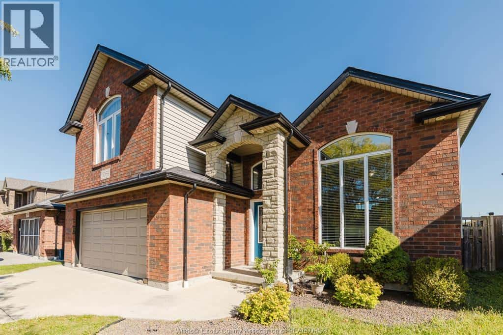 3068 TROUP CRESCENT — Windsor, Ontario - Photo 5 of 40