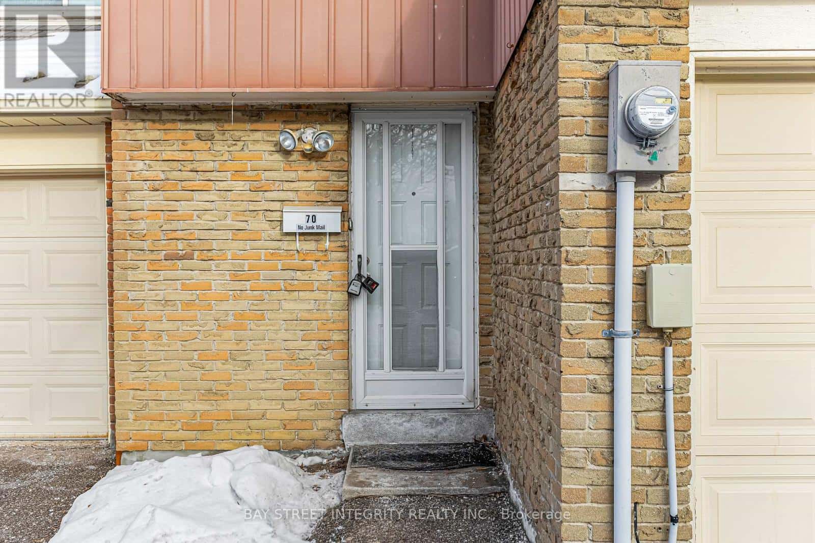 70 ELSA VINE WAY — Toronto (Bayview Village), Ontario - Photo 2 of 45