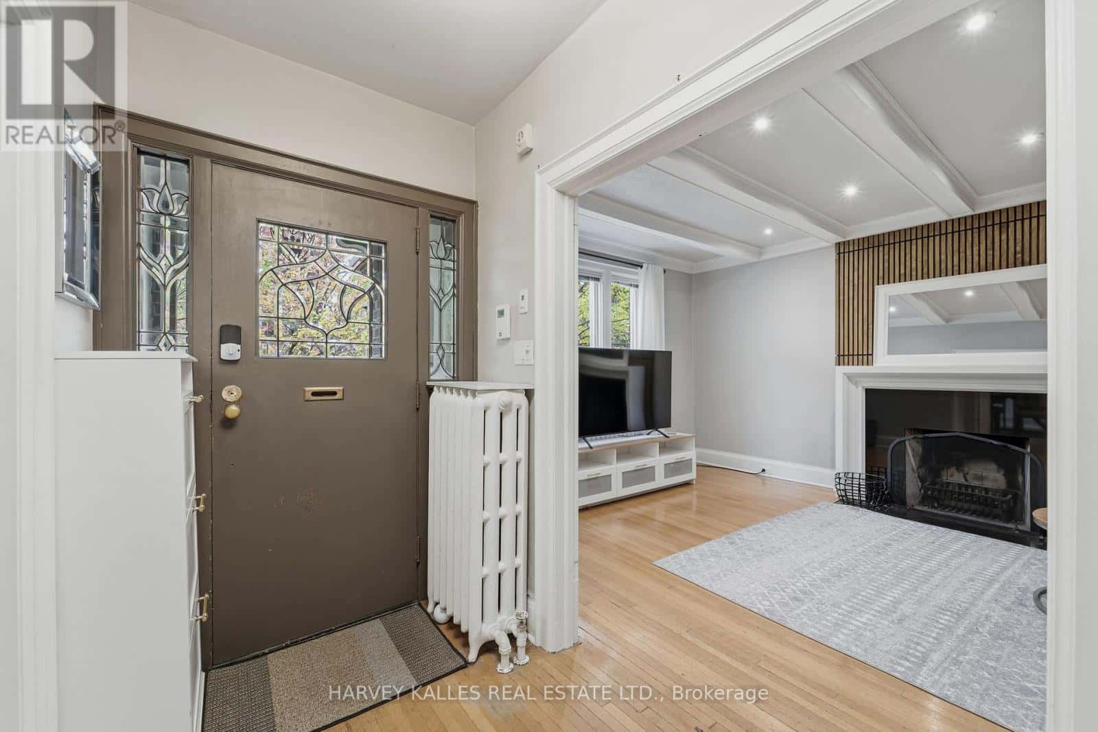 202 DINNICK CRESCENT — Toronto (Lawrence Park South), Ontario - Photo 4 of 50