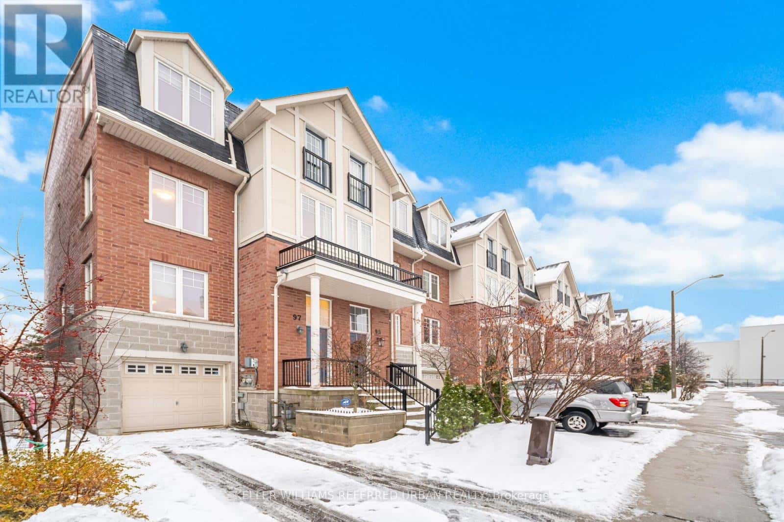 97 JOHN BELL CRESCENT — Toronto (Clairlea-Birchmount), Ontario - Photo 2 of 41