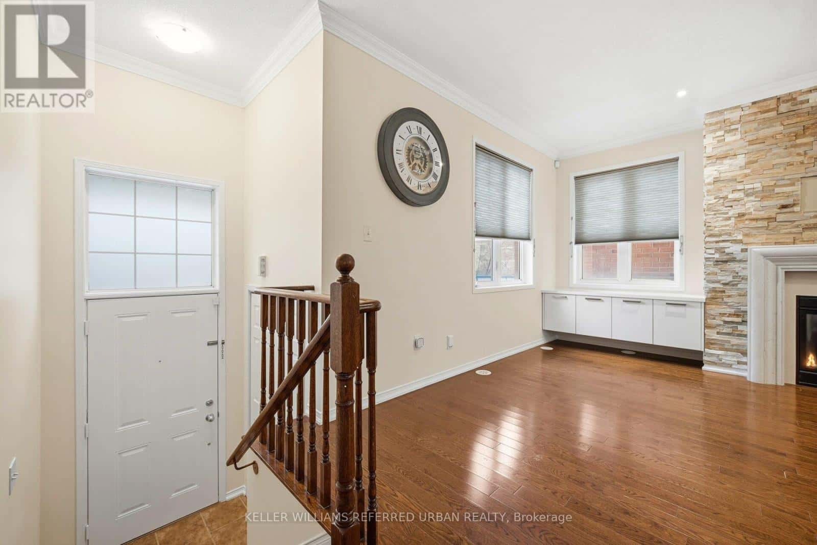 97 JOHN BELL CRESCENT — Toronto (Clairlea-Birchmount), Ontario - Photo 4 of 41