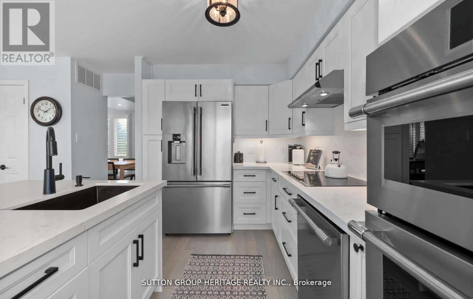 2 CUMBERLAND LANE — Ajax (South West), Ontario - Photo 5 of 37