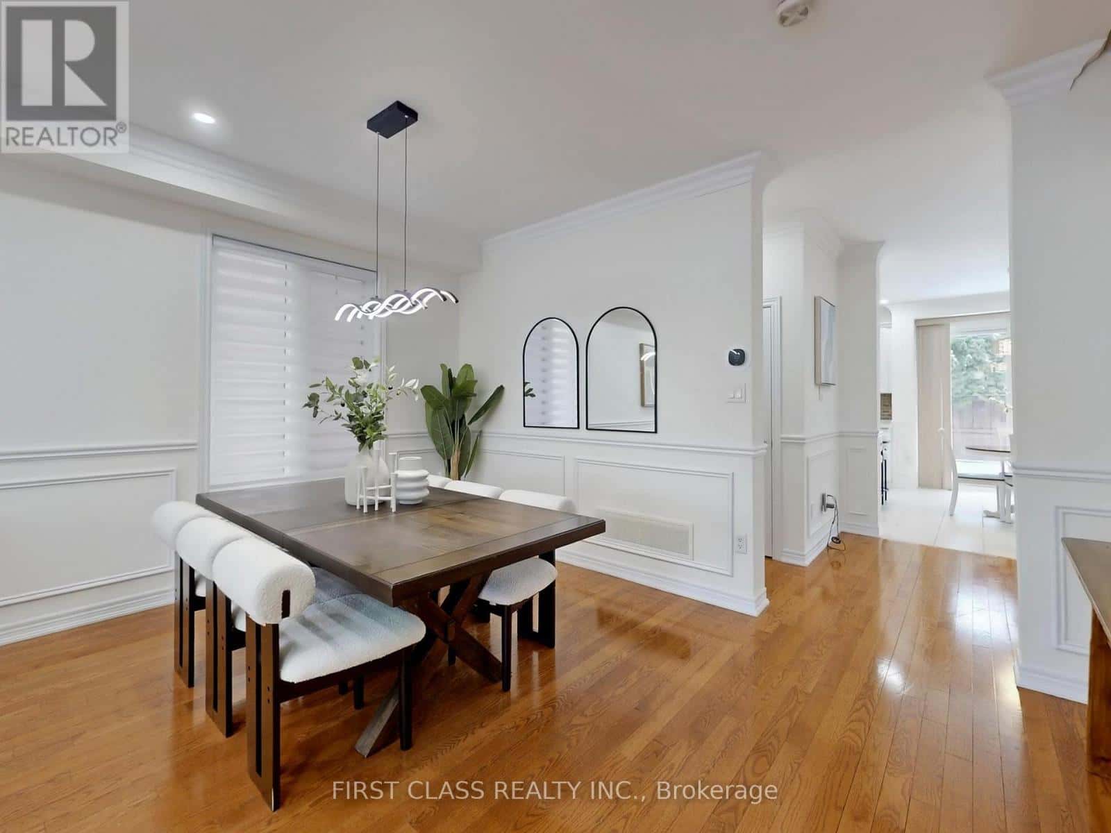 16 MILOS ROAD — Richmond Hill (Jefferson), Ontario - Photo 4 of 46