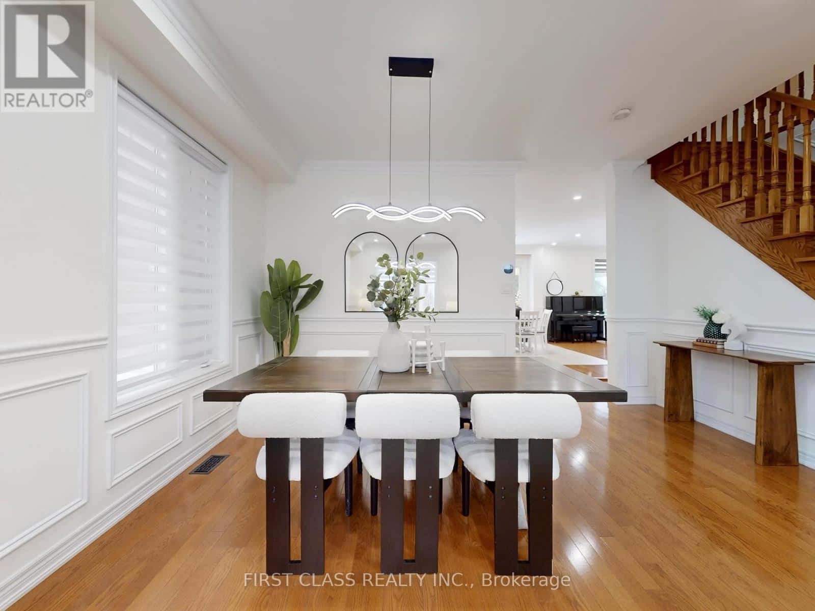 16 MILOS ROAD — Richmond Hill (Jefferson), Ontario - Photo 5 of 46