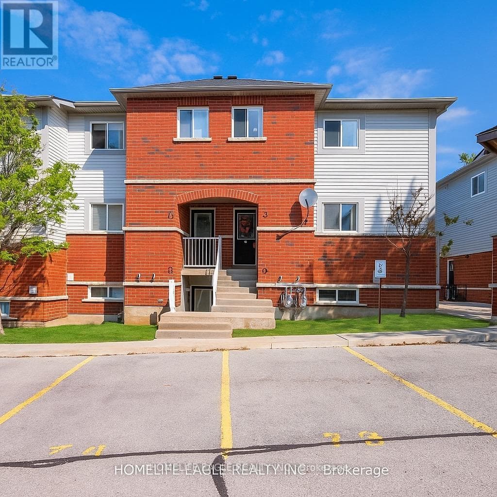 13 - 235 FERNDALE DRIVE S — Barrie (Ardagh), Ontario - Main photo