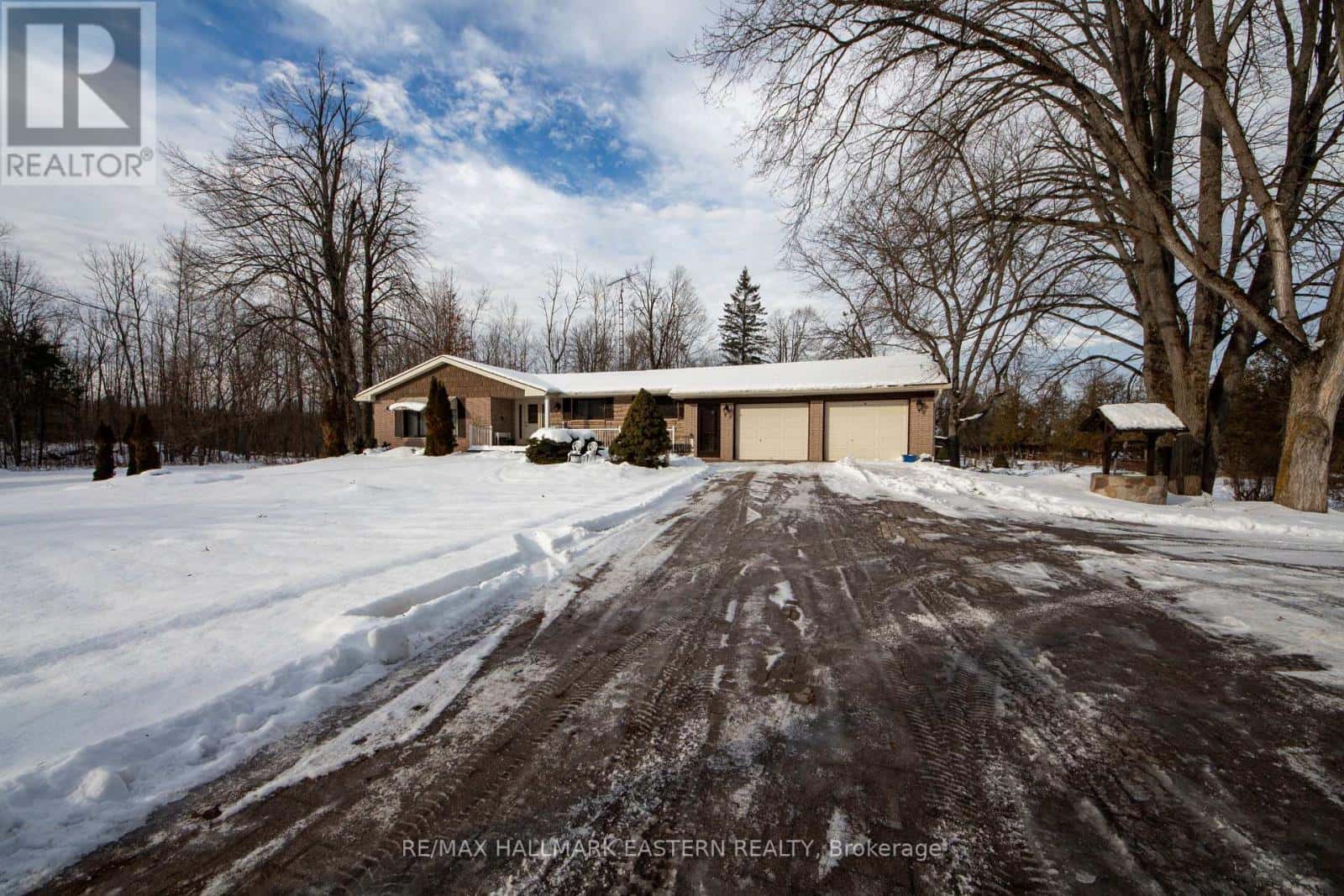764 COUNTY RD 40 — Douro-Dummer, Ontario - Photo 3 of 42