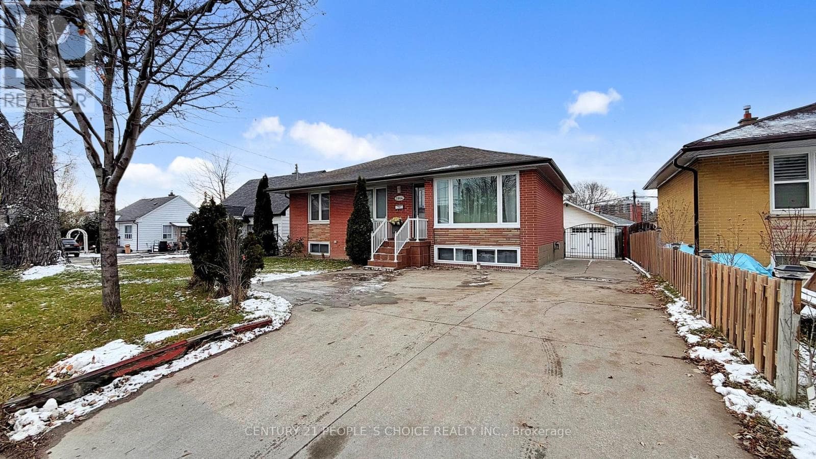 2864 WESTON ROAD — Toronto (Humberlea-Pelmo Park), Ontario - Main photo