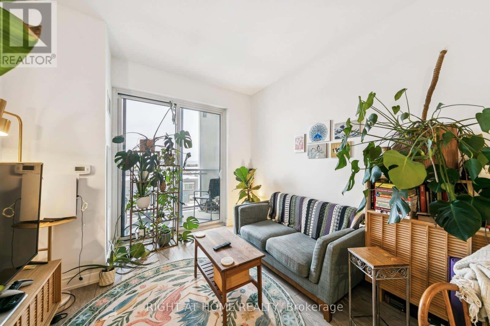 501 - 1050 MAIN ST ESTATES E — Milton (DE Dempsey), Ontario - Photo 4 of 35