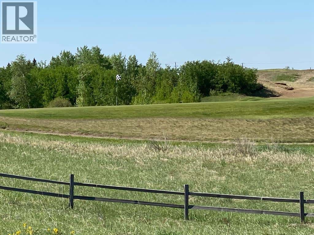 402 Sand Hills Drive — Rural Ponoka County, Alberta - Photo 2 of 4