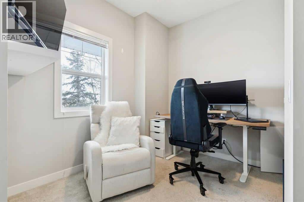 31 Stonehouse Crescent NW — High River, Alberta - Photo 4 of 45