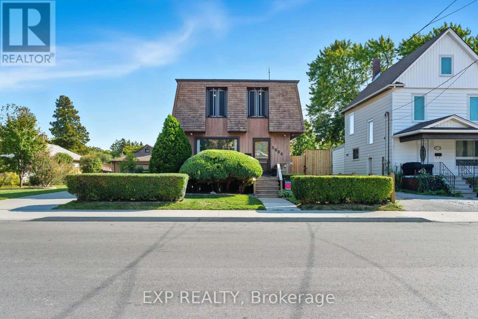 5904 PROSPECT STREET — Niagara Falls (Hospital), Ontario - Photo 2 of 40