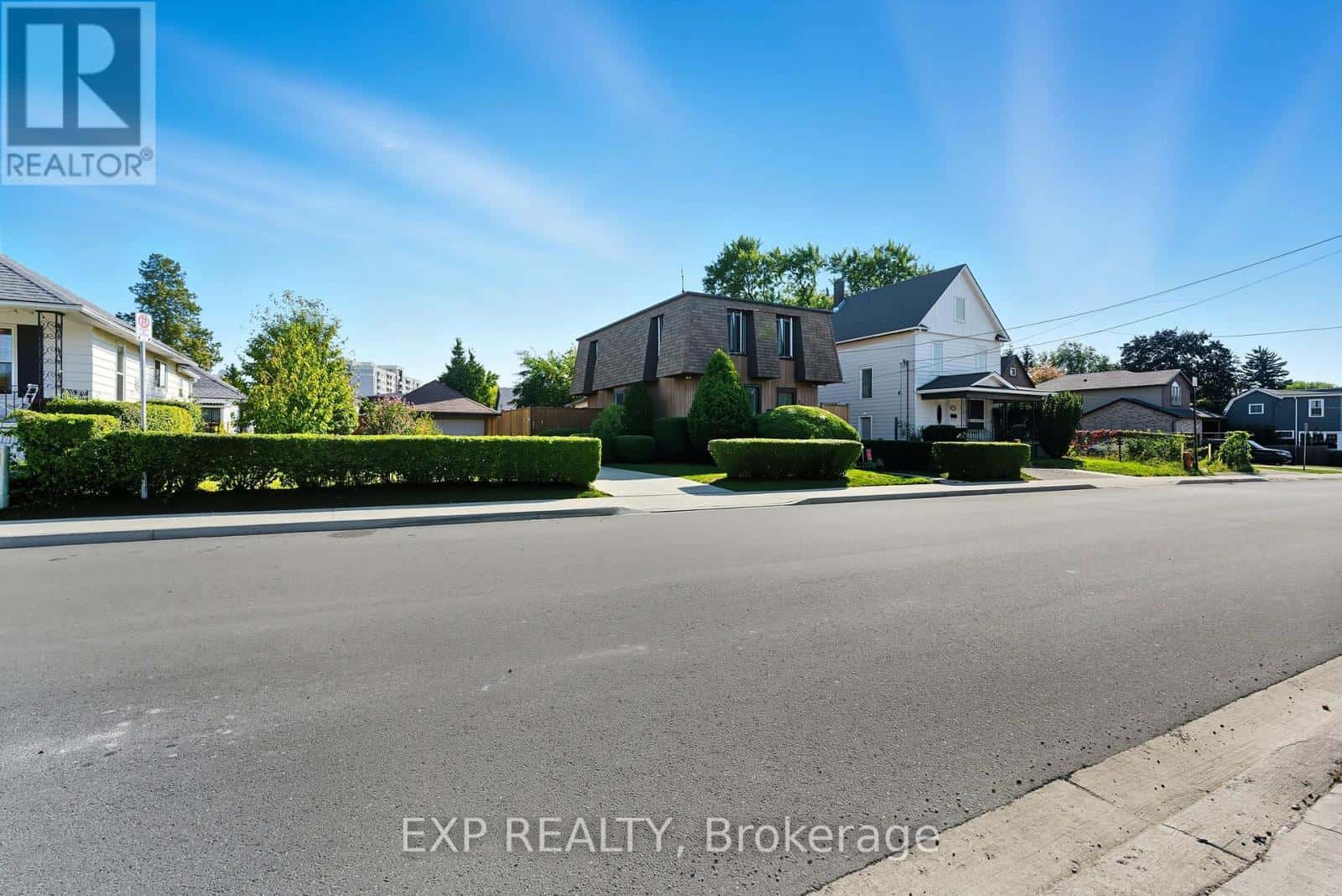 5904 PROSPECT STREET — Niagara Falls (Hospital), Ontario - Photo 4 of 40