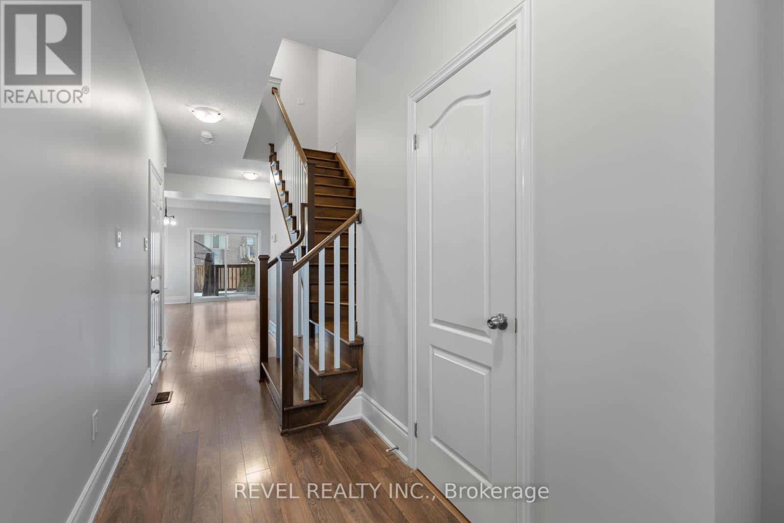 35 SUNSET WAY — Thorold (Rolling Meadows), Ontario - Photo 5 of 31