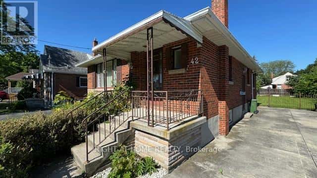 42 GAILMONT DRIVE — Hamilton (Corman), Ontario - Photo 3 of 12