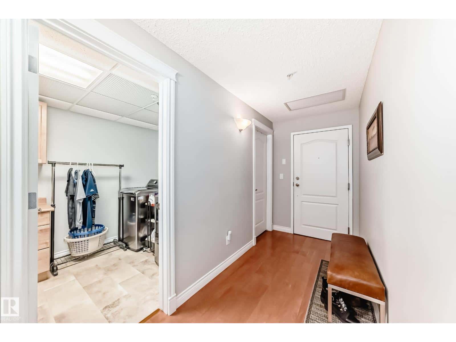 #206 30 ST JOSEPH ST — St. Albert, Alberta - Photo 3 of 46