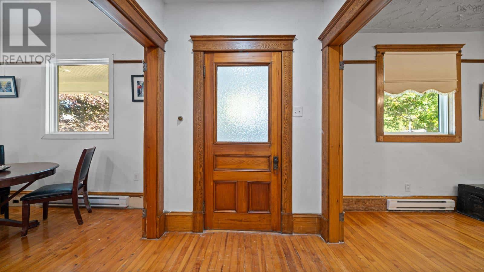 366 Main Street — Middleton, Nova Scotia - Photo 5 of 50