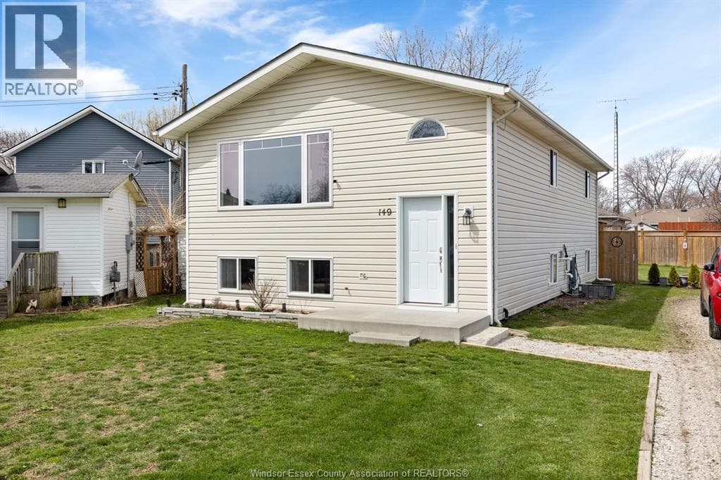 149 BELLCREFT DRIVE — Colchester, Ontario - Main photo