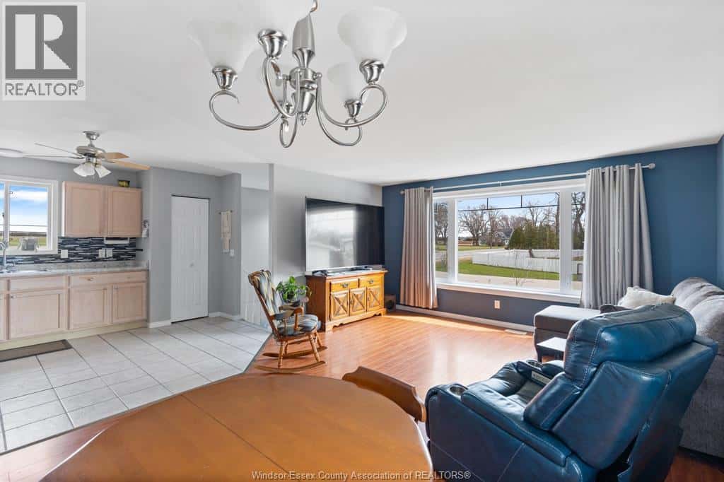 149 BELLCREFT DRIVE — Colchester, Ontario - Photo 4 of 36