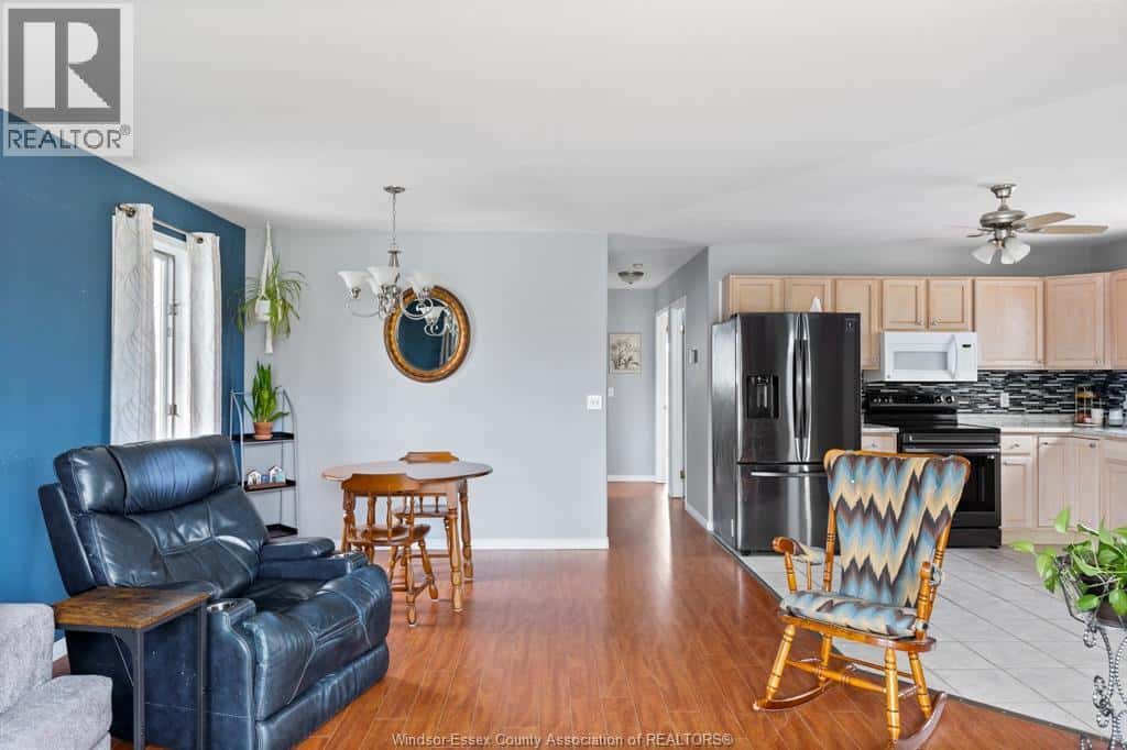 149 BELLCREFT DRIVE — Colchester, Ontario - Photo 5 of 36