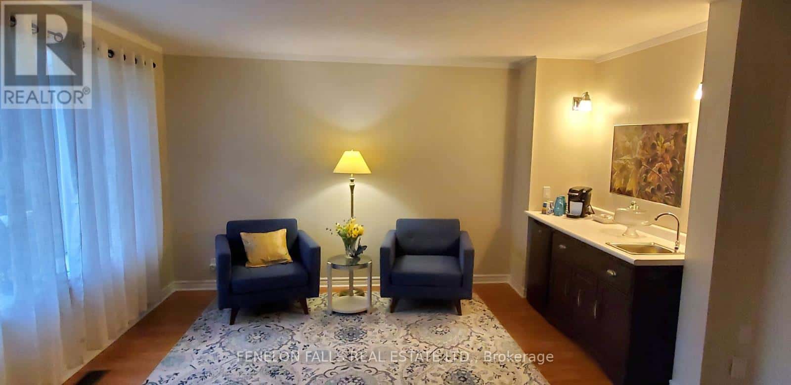 7 JAMES STREET — Kawartha Lakes (Lindsay), Ontario - Photo 4 of 32