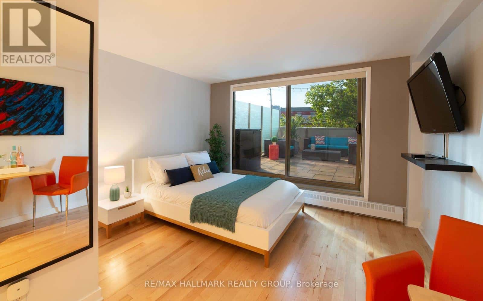 10 - 202 ST PATRICK STREET — Ottawa, Ontario - Photo 5 of 10