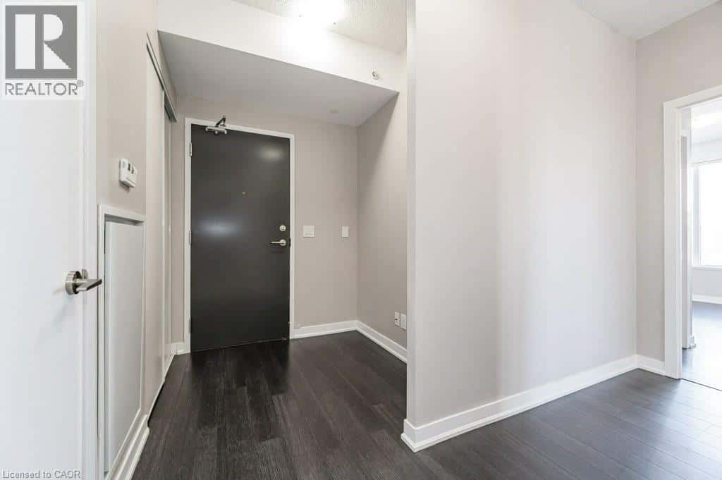 85 DUKE Street W Unit# 402 — Kitchener, Ontario - Photo 3 of 22