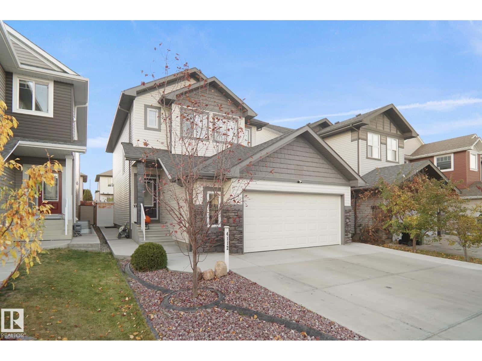 4112 171 AV NW — Edmonton, Alberta - Photo 2 of 50