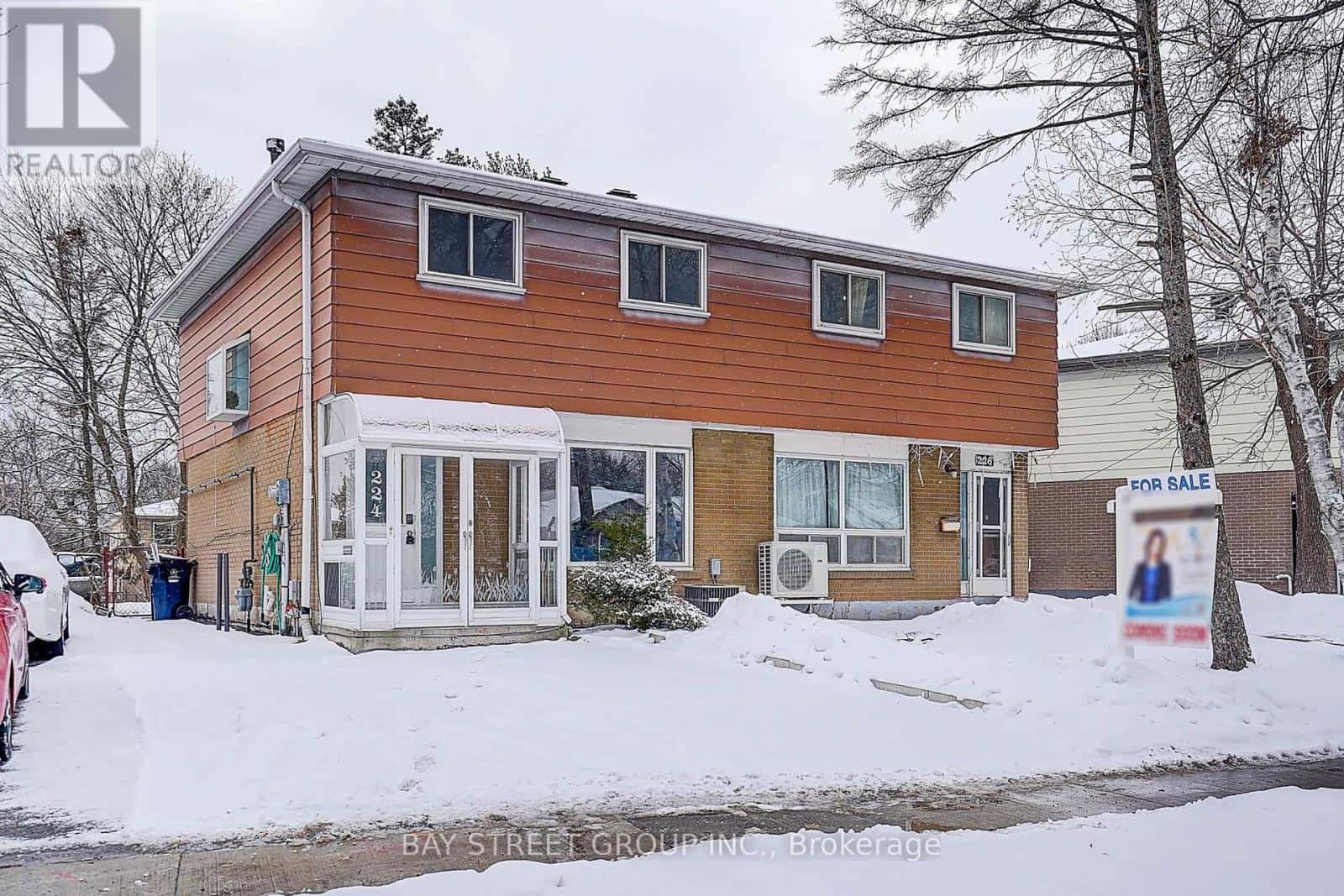 224 HOLLYBERRY TRAIL — Toronto (Hillcrest Village), Ontario - Photo 2 of 35