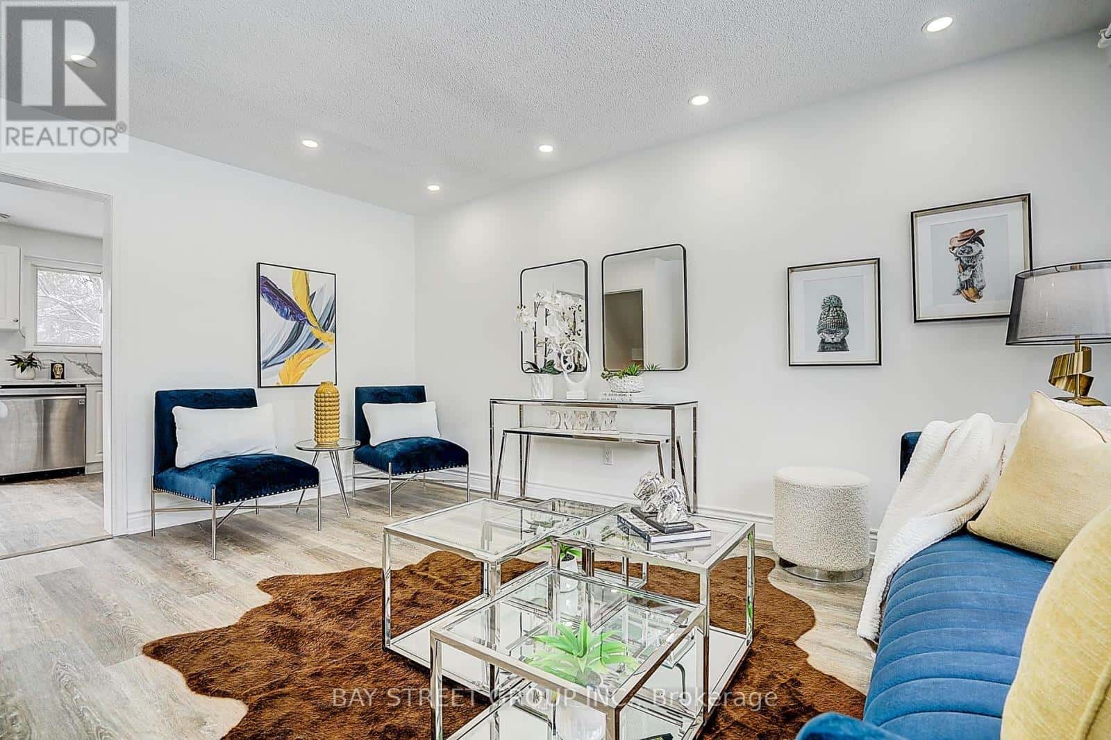 224 HOLLYBERRY TRAIL — Toronto (Hillcrest Village), Ontario - Photo 4 of 35