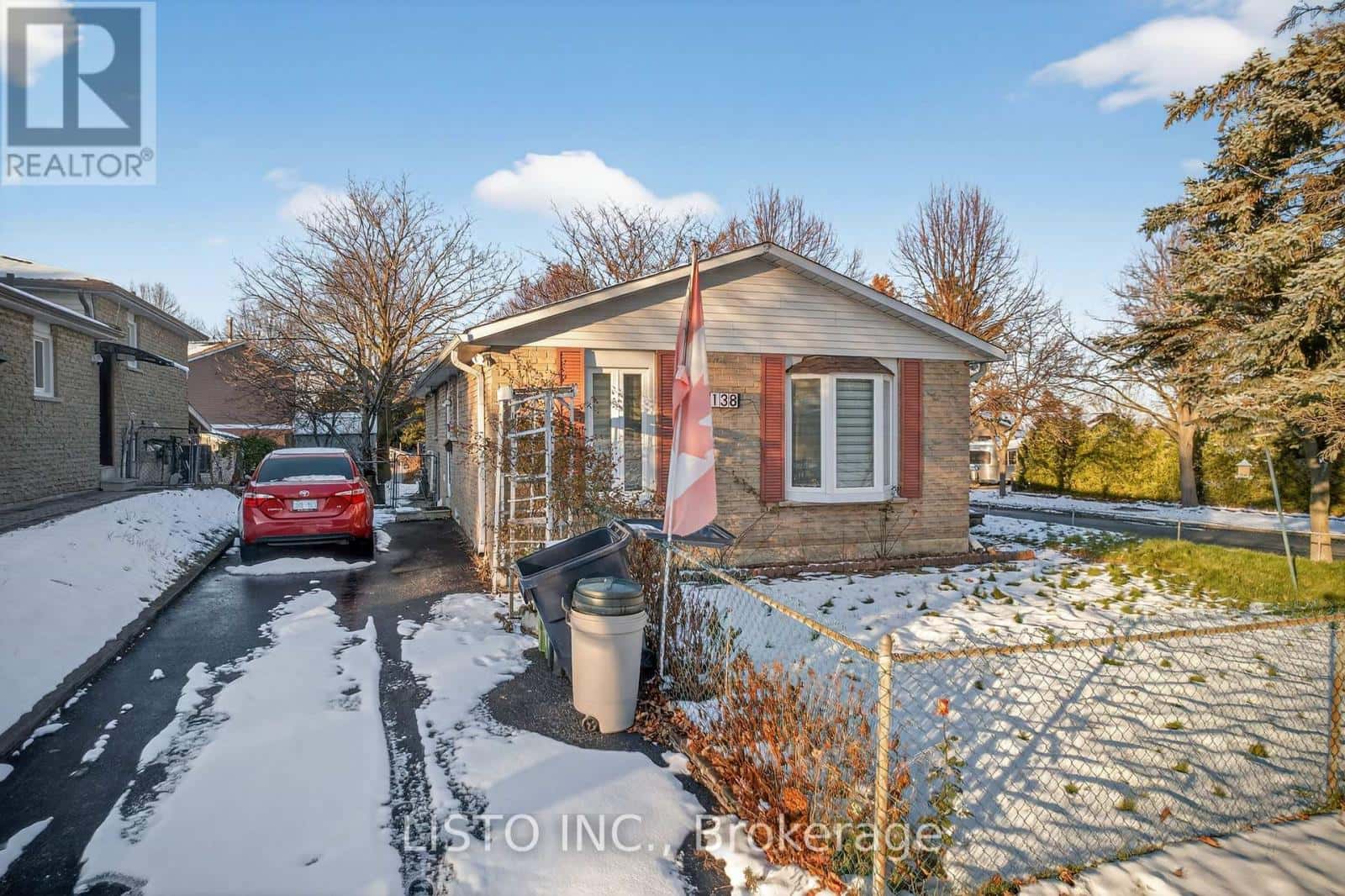 138 JOHN TABOR TRAIL — Toronto (Malvern), Ontario - Photo 2 of 35